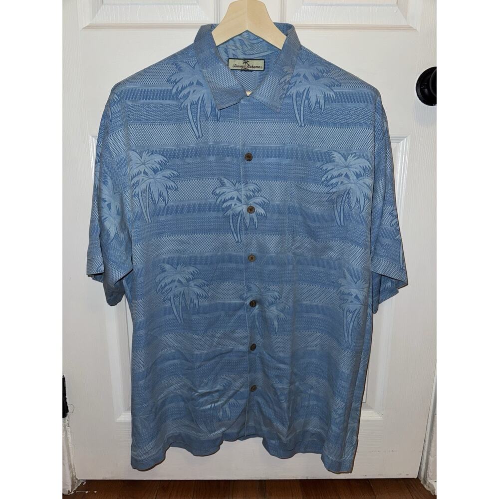 Tommy Bahama Men’s 100% Silk‎ Hawaiian Shirt Light Blue Palm Tree L Large Button